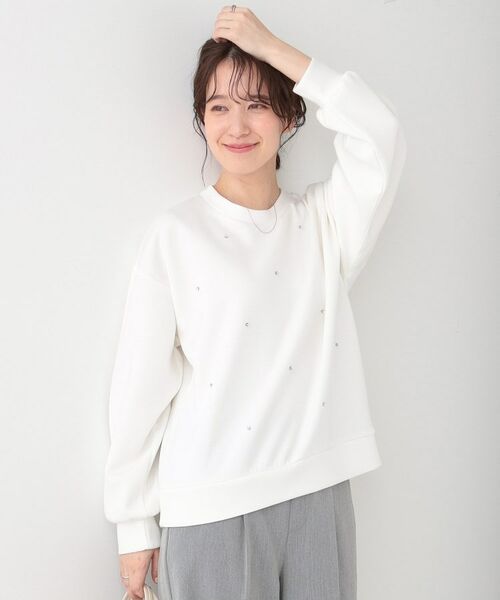 SHOO・LA・RUE / シューラルー カットソー | 【S-LL】もちさら ビジュー付きトップス | 詳細1