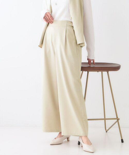 SHOO・LA・RUE/シューラルー 【洗える/S-LL/セットアップ可】タック入りワイドパンツ ライトベージュ(051) 02(M) SHOO・LA・RUE/シューラルー 【洗える/S-LL/セットアップ可】タック入りワイドパンツ ライトベージュ(051) 02(M)
