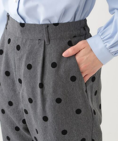 SHOO・LA・RUE / シューラルー パンツ | 【S-LL】華やかさ引き立つ フロッキードット柄 テーパードパンツ | 詳細18