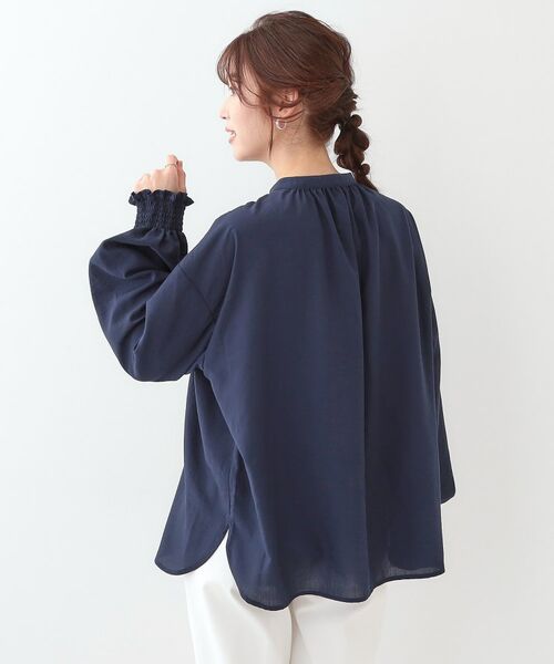 SHOO・LA・RUE / シューラルー シャツ・ブラウス | 【洗える/UV/吸水速乾/アンチピリング/S-LL】バンドカラーギャザーシャツ | 詳細6