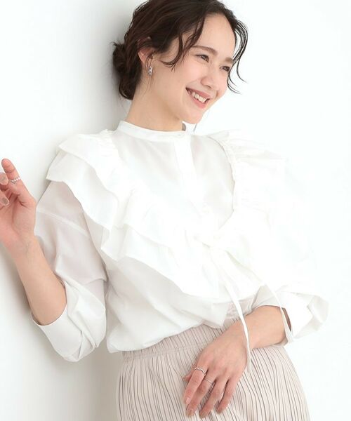 SHOO・LA・RUE/シューラルー 【3WAY】フリルサッシュ付きバンドカラーシャツ ホワイト(001) 00(FREE) SHOO・LA・RUE/シューラルー 【3WAY】フリルサッシュ付きバンドカラーシャツ ホワイト(001) 00(FREE)