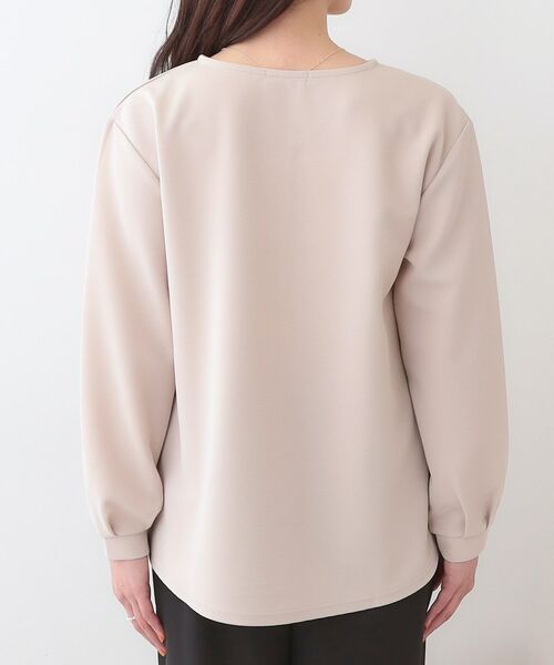 SHOO・LA・RUE / シューラルー シャツ・ブラウス | 【S-LL/2点セット】大人の上品シルエット アクセ付き Vネックトップス | 詳細19