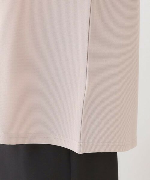 SHOO・LA・RUE / シューラルー シャツ・ブラウス | 【S-LL/2点セット】大人の上品シルエット アクセ付き Vネックトップス | 詳細22