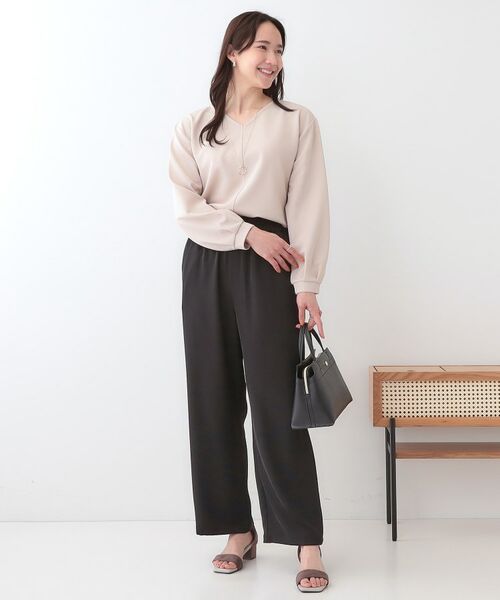 SHOO・LA・RUE / シューラルー シャツ・ブラウス | 【S-LL/2点セット】大人の上品シルエット アクセ付き Vネックトップス | 詳細3