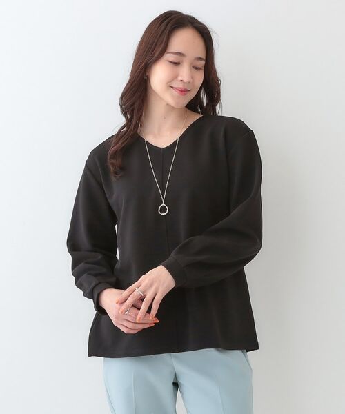 SHOO・LA・RUE / シューラルー シャツ・ブラウス | 【S-LL/2点セット】大人の上品シルエット アクセ付き Vネックトップス | 詳細5