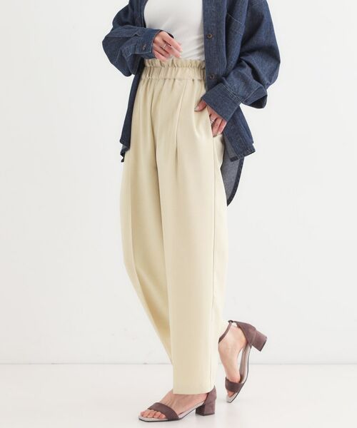 SHOO・LA・RUE/シューラルー 【ひんやり】ウエストフリルワイドパンツ ベージュ(052) 02(M) SHOO・LA・RUE/シューラルー 【ひんやり】ウエストフリルワイドパンツ ベージュ(052) 02(M)