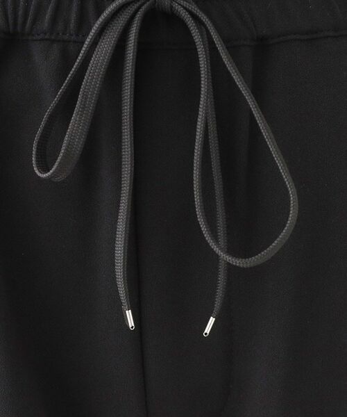 SHOO・LA・RUE / シューラルー パンツ | 【洗える】脚のラインを拾いにくい スマートイージー テーパードパンツ | 詳細4