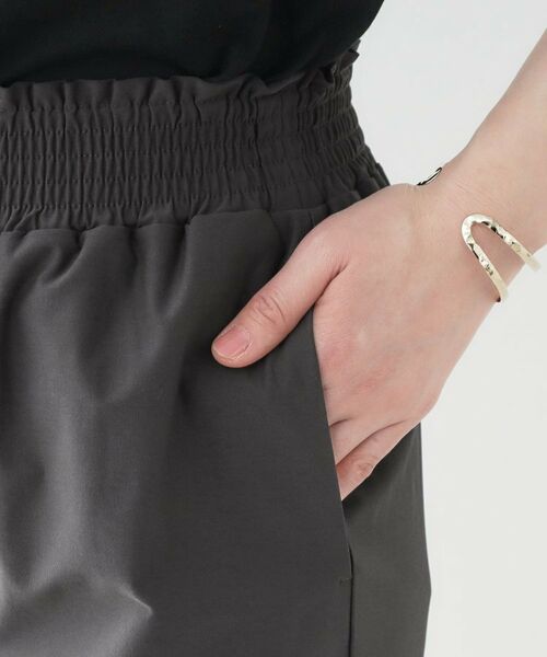 SHOO・LA・RUE / シューラルー ショート・ハーフ・半端丈パンツ | 【洗える/S-LL/ひんやり】さらっとしたタッチが癖になる ストレッチテーパードパンツ | 詳細17