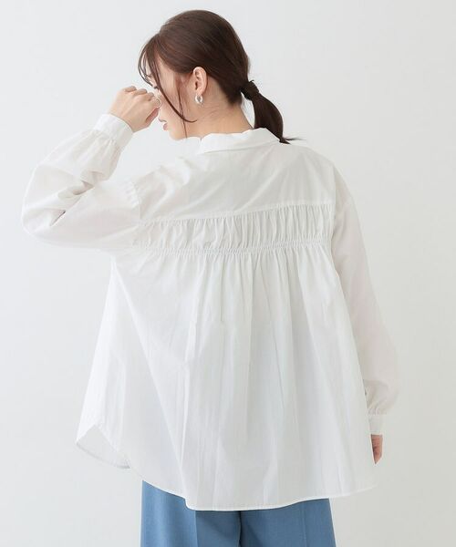 SHOO・LA・RUE / シューラルー シャツ・ブラウス | 【洗える】バックギャザーがポイント 綿ワッシャー前開きシャツ | 詳細6
