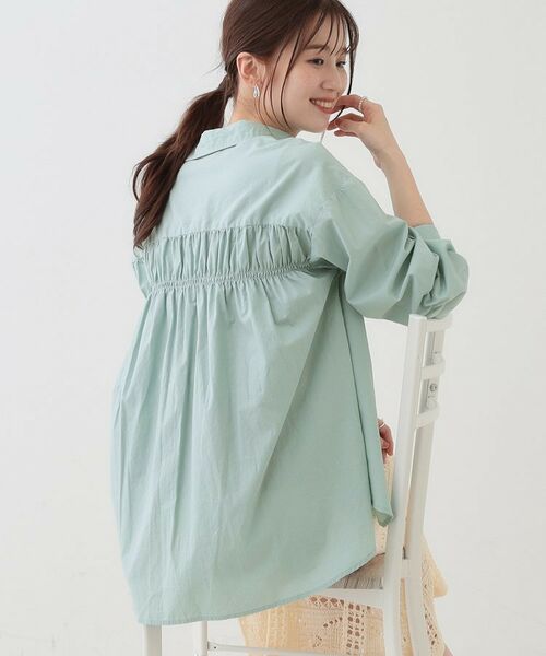 SHOO・LA・RUE/シューラルー 【洗える/S-LL】バックギャザーがポイント 綿ワッシャー前開きシャツ ミントグリーン(021) 04(LL) SHOO・LA・RUE/シューラルー 【洗える/S-LL】バックギャザーがポイント 綿ワッシャー前開きシャツ ミントグリーン(021) 04(LL)