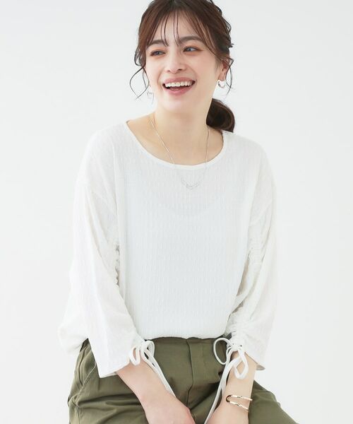 SHOO・LA・RUE/シューラルー 袖シャーリングトップス アイボリー(004) 02(M) SHOO・LA・RUE/シューラルー 袖シャーリングトップス アイボリー(004) 02(M)