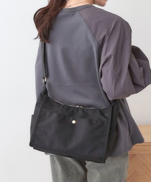 SHOO・LA・RUE / シューラルー ショルダーバッグ | 【撥水】フロントポケットミドルショルダー | 詳細1