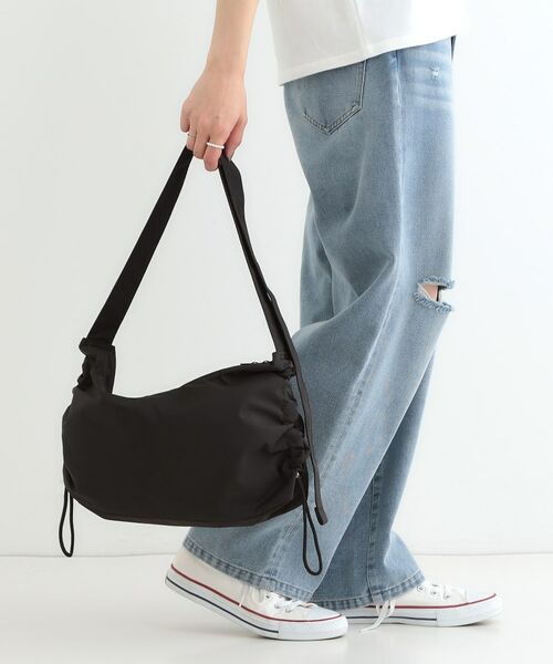 SHOO・LA・RUE / シューラルー ショルダーバッグ | 【撥水】たっぷり入る サイドドロスト ショルダーバッグ | 詳細1