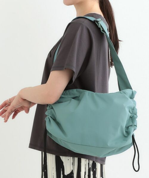 SHOO・LA・RUE / シューラルー ショルダーバッグ | 【撥水】たっぷり入る サイドドロスト ショルダーバッグ | 詳細3