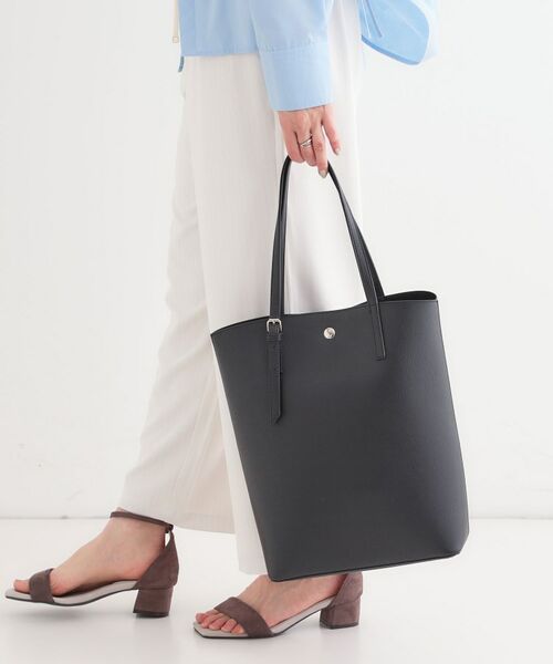 SHOO・LA・RUE/シューラルー 【A4】一枚革風カクシボトートバッグ ブラック(019) 00 SHOO・LA・RUE/シューラルー 【A4】一枚革風カクシボトートバッグ ブラック(019) 00