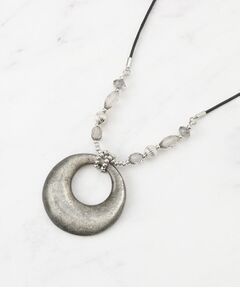 SHOO・LA・RUE / シューラルー ネックレス・ペンダント・チョーカー | ラメ入り月の輪ネックレス