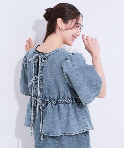 SHOO・LA・RUE / シューラルー カットソー | 【前後2WAY/セットアップ可】ライトオンスデニム ペプラムリボントップス(ブルー(092))
