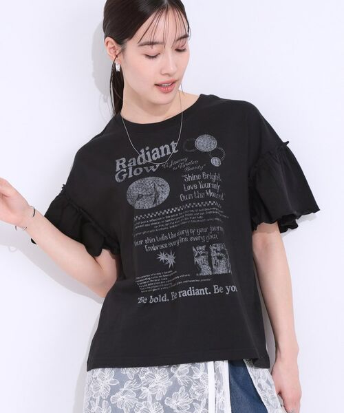 SHOO・LA・RUE / シューラルー Tシャツ | 【洗える/S-LL】プリントアソート お袖フリルTシャツ(ブラック(419))