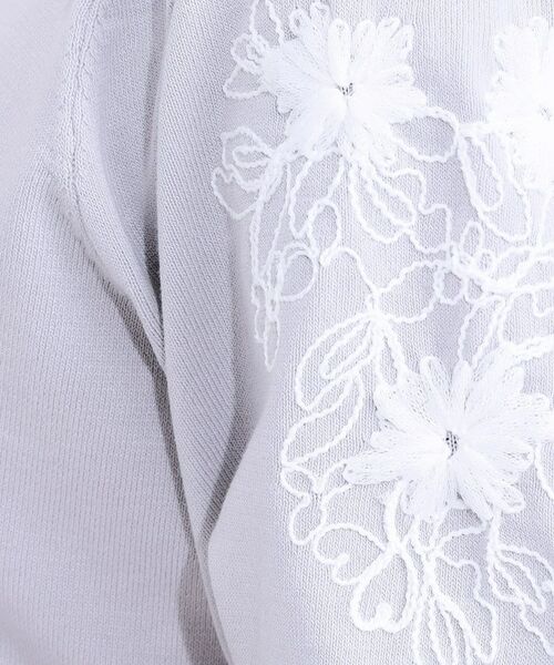 SHOO・LA・RUE / シューラルー ニット・セーター | 【S-LL】お袖刺繍がアクセント ラウンドネックニット | 詳細4