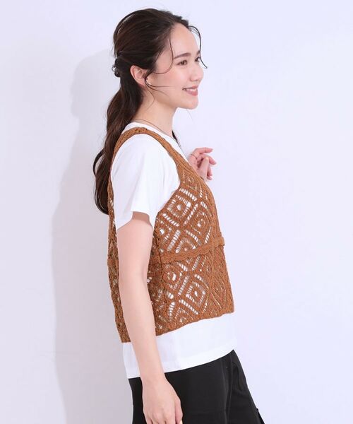 SHOO・LA・RUE / シューラルー その他トップス | 【S-LL/2点セット】大人カジュアルに レースビスチェ+プリントTシャツ | 詳細17