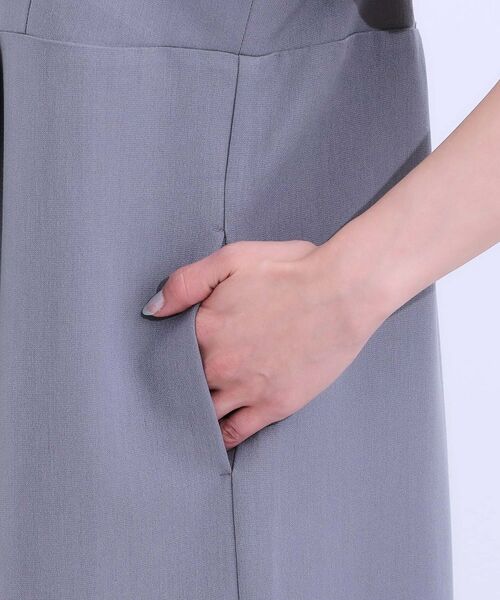 SHOO・LA・RUE / シューラルー ロング・マキシ丈ワンピース | 【S-LL/肩紐調整可能】Iラインシルエットですっきりと タック切替ジャンドレ | 詳細19