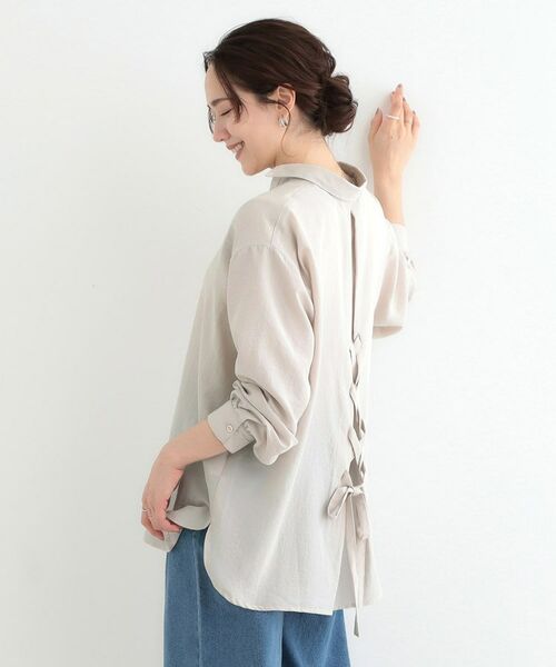 SHOO・LA・RUE / シューラルー シャツ・ブラウス | 【S-LL】後ろ姿も抜かりなく バックレースアップシャツ | 詳細6