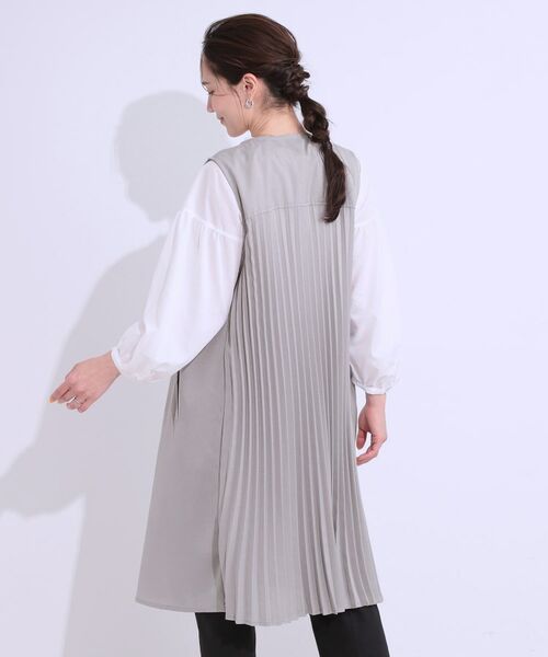 SHOO・LA・RUE / シューラルー ベスト | 【S-LL/体型カバー】後ろ姿もきれい見え バックプリーツジレ | 詳細6