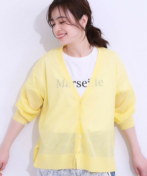 SHOO・LA・RUE/シューラルー 【洗える/S-LL】ナチュラルなシアー感が魅力 Vネックカーディガン イエロー(031) 04(LL) SHOO・LA・RUE/シューラルー 【洗える/S-LL】ナチュラルなシアー感が魅力 Vネックカーディガン イエロー(031) 04(LL)