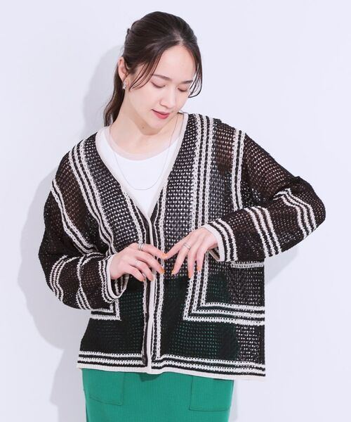 SHOO・LA・RUE / シューラルー カーディガン・ボレロ | レースのような編み柄が上品 Vネックカーディガン | 詳細5