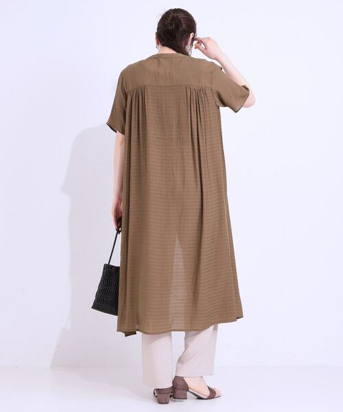 SHOO・LA・RUE / シューラルー ミニ丈・ひざ丈ワンピース | さらさら ドビーギャザー シャツワンピース | 詳細2