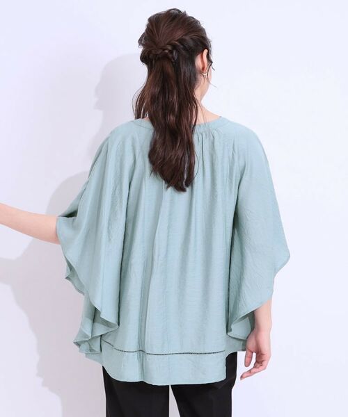 SHOO・LA・RUE / シューラルー シャツ・ブラウス | 【洗える/ひんやり】涼しく体型カバー お袖フレア ドレープブラウス | 詳細22