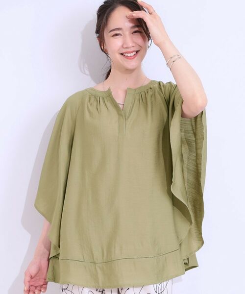 SHOO・LA・RUE / シューラルー シャツ・ブラウス | 【洗える/ひんやり】涼しく体型カバー お袖フレア ドレープブラウス(オリーブグリーン(026))