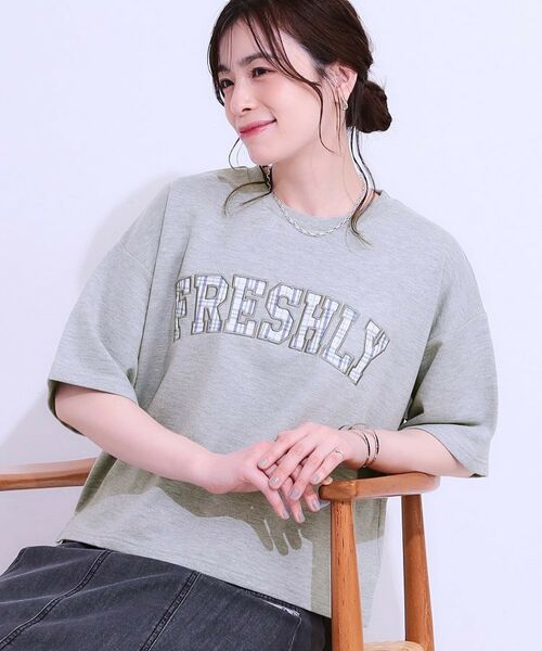 SHOO・LA・RUE / シューラルー カットソー | 【S-LL】ゆるっと大人カジュアルに 柄ロゴアソート ミニ裏毛トップス(グレー(012))