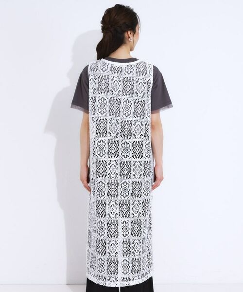 SHOO・LA・RUE / シューラルー ベスト | 【S-LL】羽織るだけでサマ見え レース風の柄が華やかなロングジレ | 詳細11