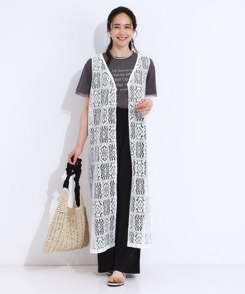 SHOO・LA・RUE / シューラルー ベスト | 【S-LL】羽織るだけでサマ見え レース風の柄が華やかなロングジレ | 詳細3