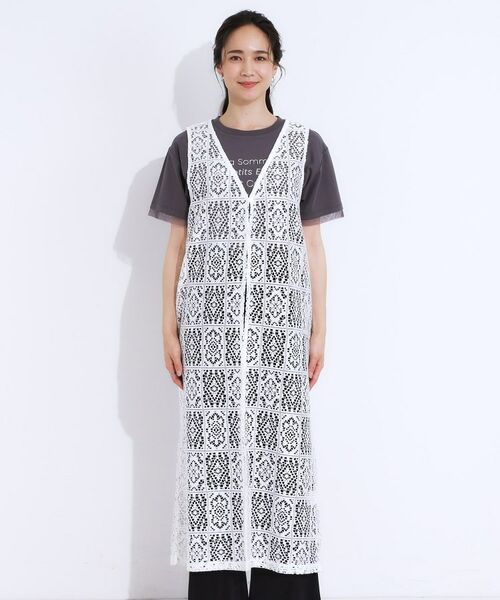 SHOO・LA・RUE / シューラルー ベスト | 【S-LL】羽織るだけでサマ見え レース風の柄が華やかなロングジレ | 詳細9