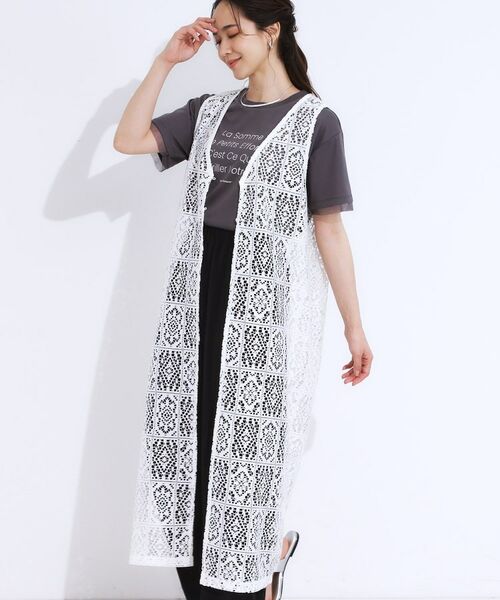 SHOO・LA・RUE / シューラルー ベスト | 【S-LL】羽織るだけでサマ見え レース風の柄が華やかなロングジレ(アイボリー(004))