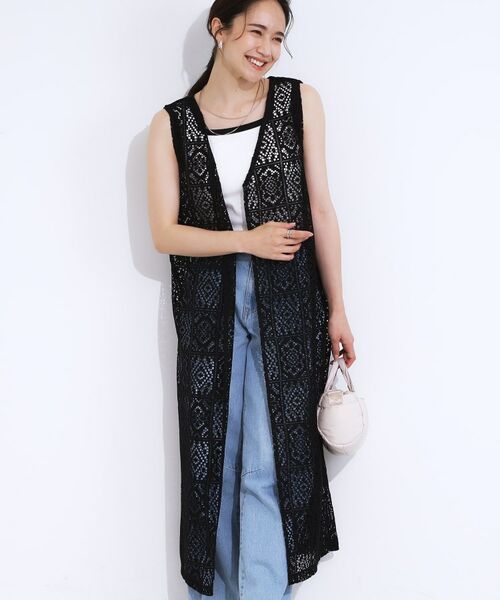 SHOO・LA・RUE / シューラルー ベスト | 【S-LL】羽織るだけでサマ見え レース風の柄が華やかなロングジレ(ブラック(019))