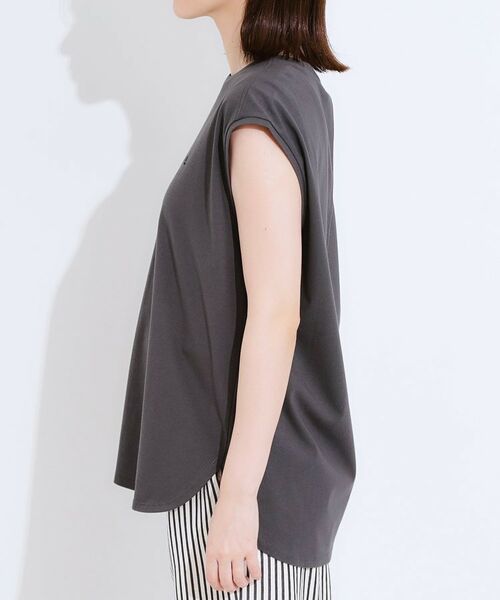 SHOO・LA・RUE / シューラルー カットソー | 【ひんやり/汗ジミ軽減/UVカット】 ロゴプリントノースリーブTシャツ | 詳細14