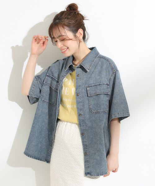 SHOO・LA・RUE / シューラルー シャツ・ブラウス | 【S-LL】こなれ感ある着こなしに ケミカルウォッシュ5分袖デニムシャツ | 詳細9