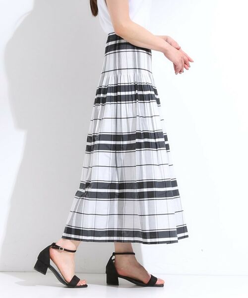 SHOO・LA・RUE / シューラルー ロング・マキシ丈スカート | 【リバーシブル】柄が目を惹く シャーリングフレアスカート | 詳細10