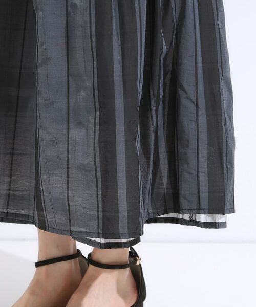 SHOO・LA・RUE / シューラルー ロング・マキシ丈スカート | 【リバーシブル】柄が目を惹く シャーリングフレアスカート | 詳細26