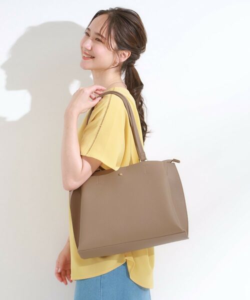 SHOO・LA・RUE/シューラルー 【軽量】ふわっと軽いトートバッグ【A4】 トープ(054) 00 SHOO・LA・RUE/シューラルー 【軽量】ふわっと軽いトートバッグ【A4】 トープ(054) 00