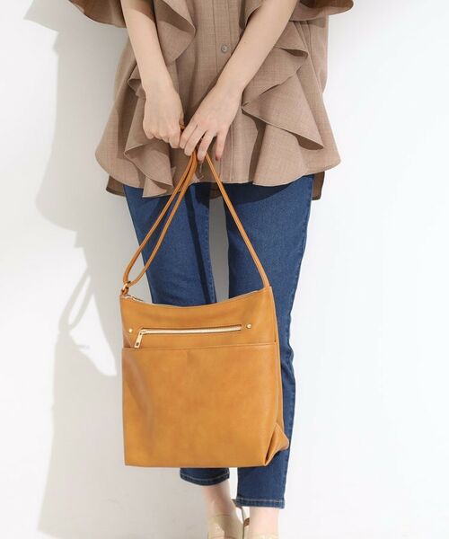 SHOO・LA・RUE / シューラルー ショルダーバッグ | 【デイリー使いに】フロント2ポケット ショルダーバッグ(キャメルブラウン(041))