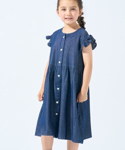 SHOO・LA・RUE/シューラルー 【100-150cm/ひんやり】ハートボタンデニムワンピース ブルー(093) 10(100cm) SHOO・LA・RUE/シューラルー 【100-150cm/ひんやり】ハートボタンデニムワンピース ブルー(093) 10(100cm)