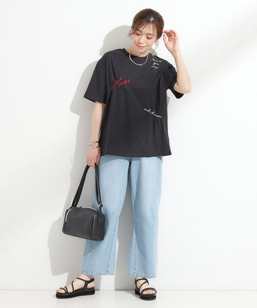 SHOO・LA・RUE / シューラルー Tシャツ | 【ひんやり】大人のカジュアルスタイルに レタリング刺繍Tシャツ | 詳細7