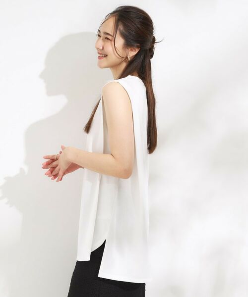 SHOO・LA・RUE / シューラルー チュニック | 【汗ジミ軽減/ひんやり/UV】大人のヘルシーな着こなしに タックノースリーブチュニック | 詳細2