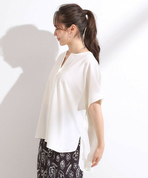 SHOO・LA・RUE / シューラルー カットソー | 【ひんやり】さらりとしたタッチが上品見え ワンボタンデザイン トップス | 詳細2