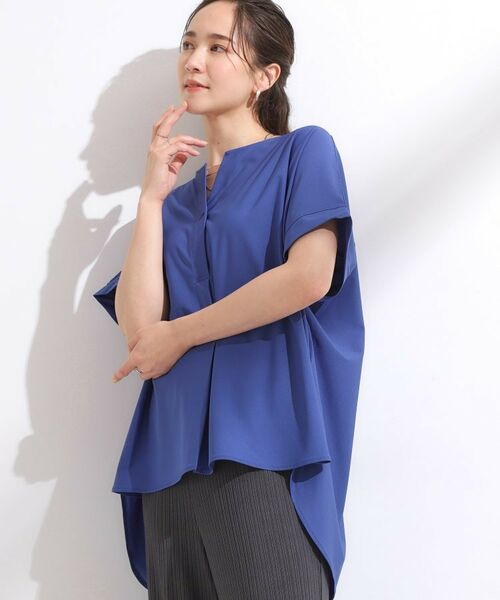 SHOO・LA・RUE / シューラルー カットソー | 【ひんやり】さらりとしたタッチが上品見え ワンボタンデザイン トップス(ブルー(093))