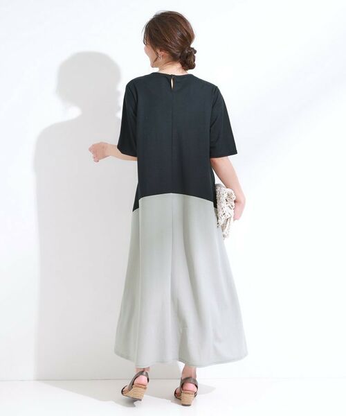 SHOO・LA・RUE / シューラルー ロング・マキシ丈ワンピース | 【S-LL/ひんやり/体型カバー】さらりと着られる バイカラーAラインワンピース | 詳細11